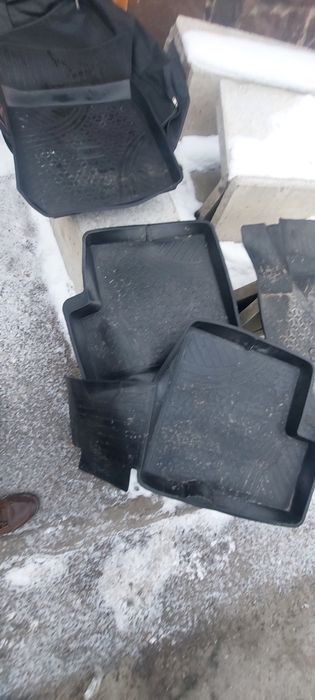 Полик на лада ларгус