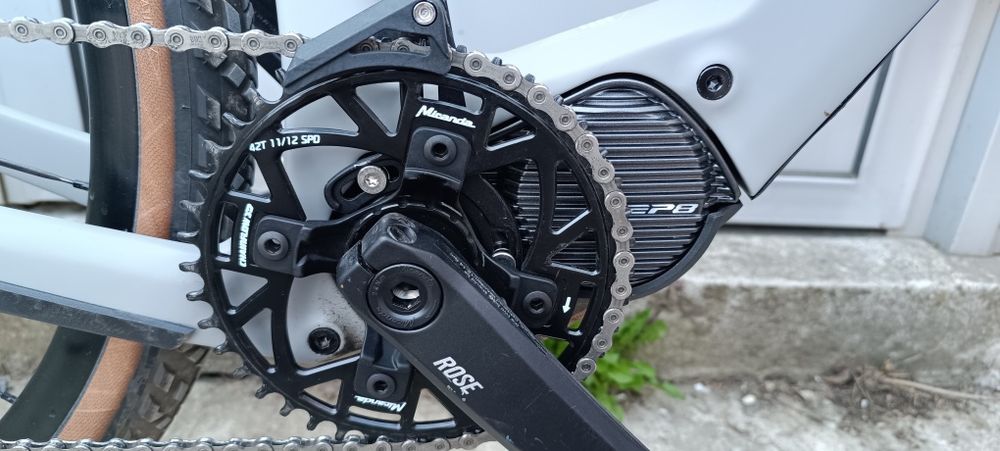 Карбонов електрически гравел Rose