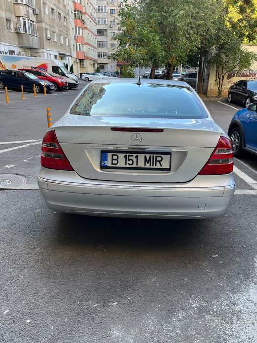 MERCEDES-BENZ E-Class 2004 — imagine 4