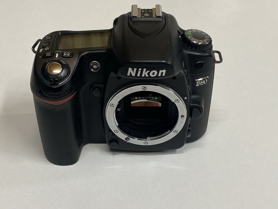Aparat foto DSLR Nikon D 80