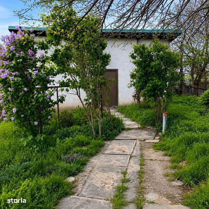 Casa si anexe + teren 700mp, Tulcea