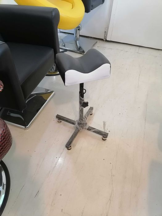 Подставка для педикюра, педикюрная подставка