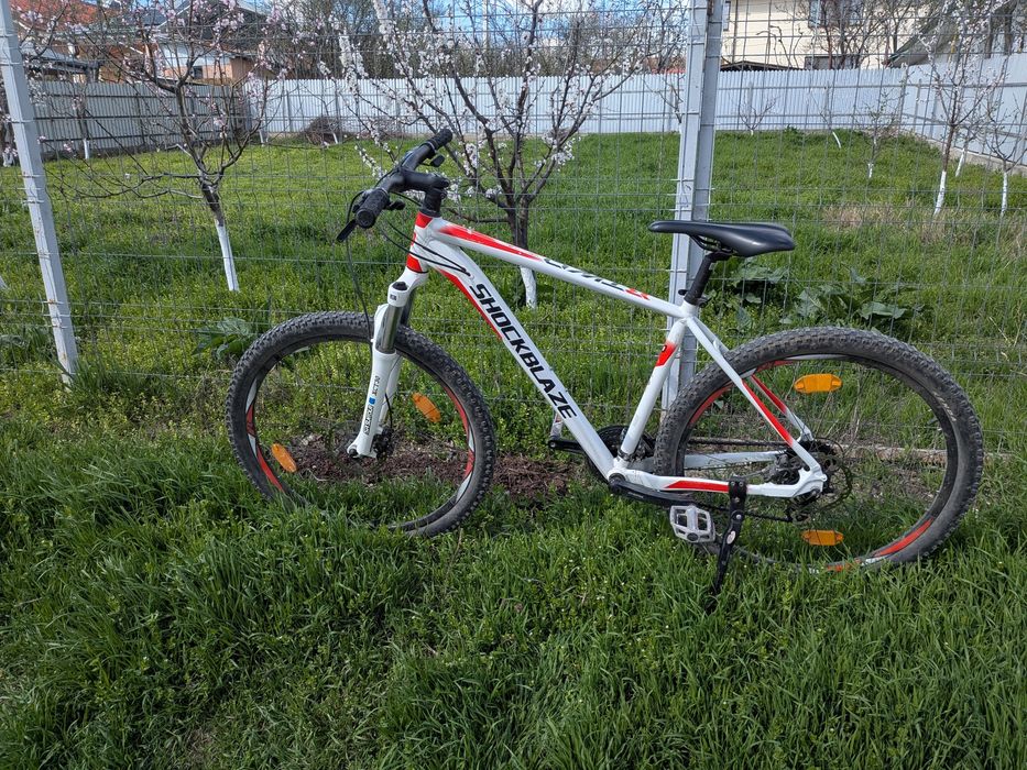 Vând bicicletă Shockblaze R2