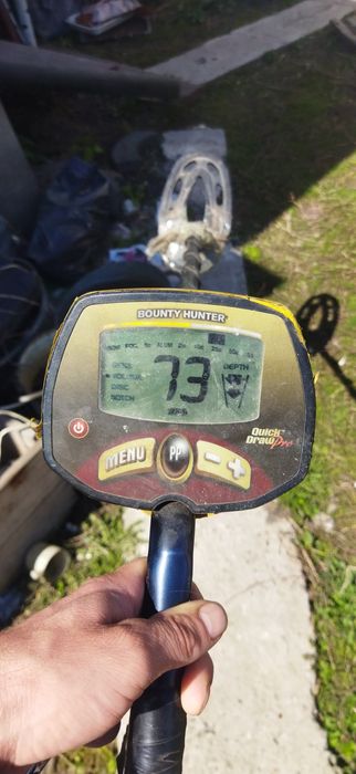 Продам металлоискатель