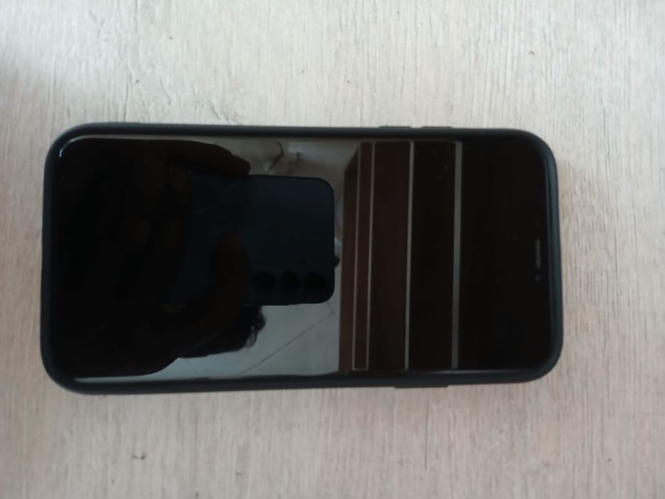 Продам iphone xr