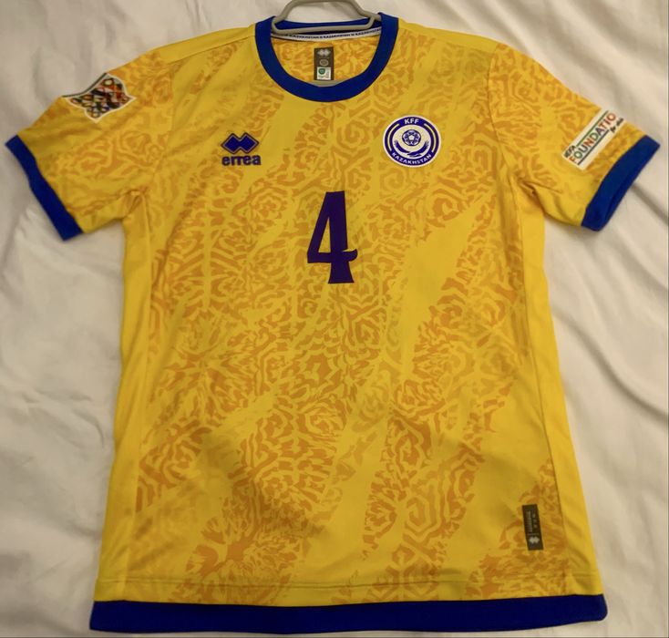 Футболка с автографом Марата Быстрова