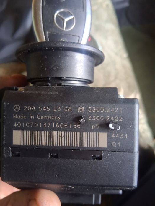 Гълтач с ключ от mercedes w203 c220 facelift