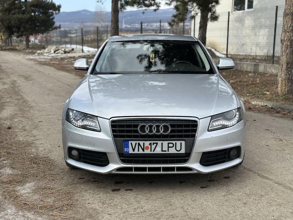 Audi A4 B8 2.0TDI - 143CP (Bi-Xenon / Subwoofer / Interior sport)