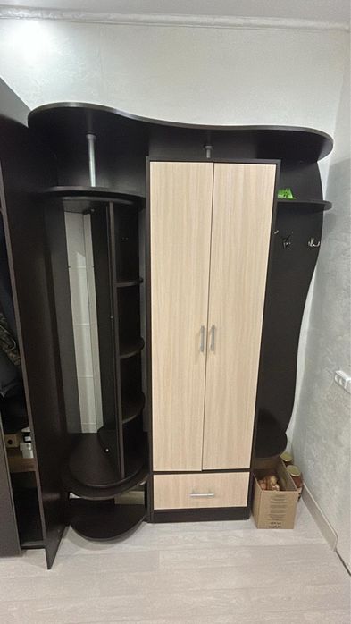 Почти как новый шкаф