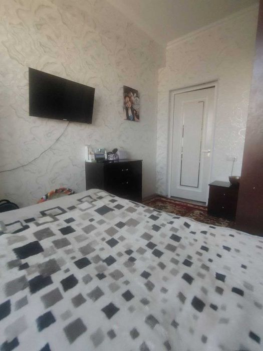 Продаётся 2-комнатная квартира на улице Мухтара Ашрафи