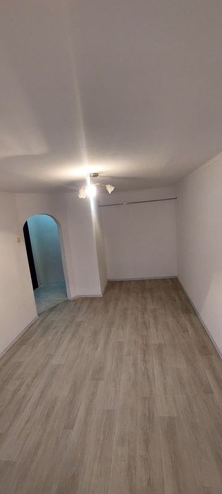 Продам 1 к.кв 30кв на 2 /5 этаже по ул. Сатпаева угол Бр.Жубанова.