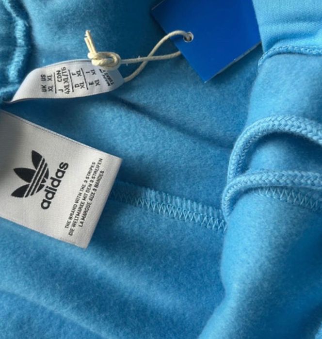 Pantaloni scurti barbati Adidas