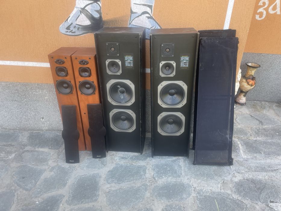 Тонколони Pioneer и Sharp