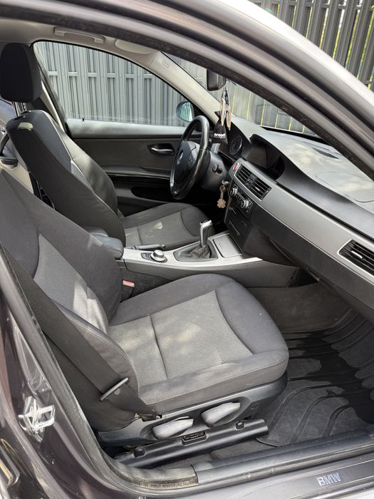 BMW E90 2.0 Diesel 200 CP – întreținută, mașină personală, km reali