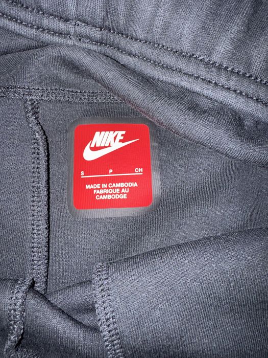 Pantaloni Scurti Nike Tech Negrii, S