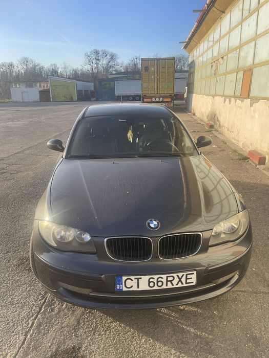 BMW Seria 1 E87 • 2005 • Diesel • Interior piele
