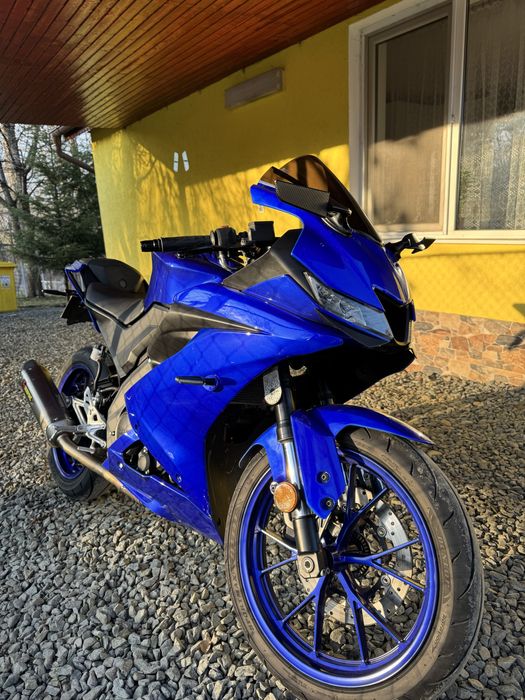 Yamaha YZF R125 A1