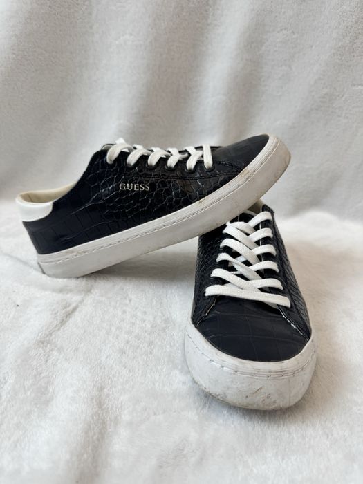 Sneakers Guess negri