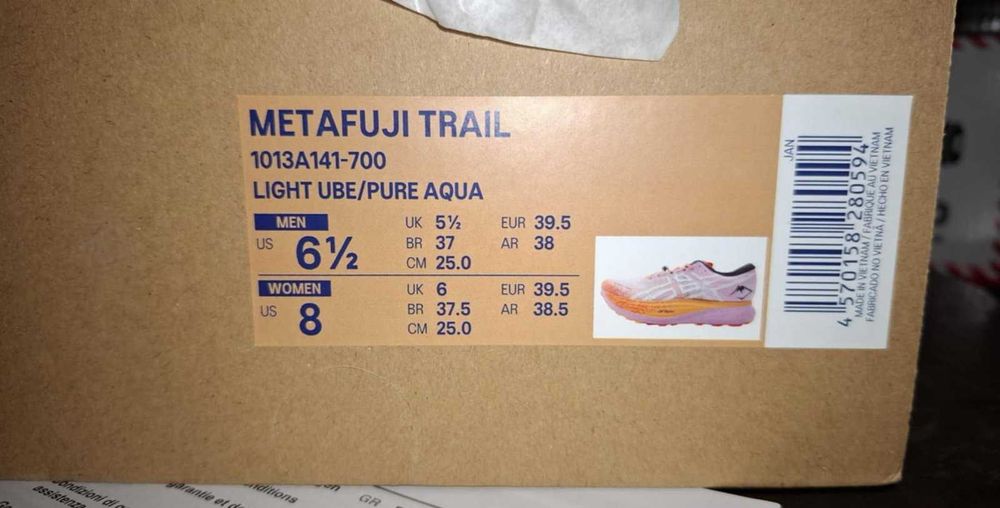 Нови маратонки за планинско бягане ASICS METAFUJI TRAIL