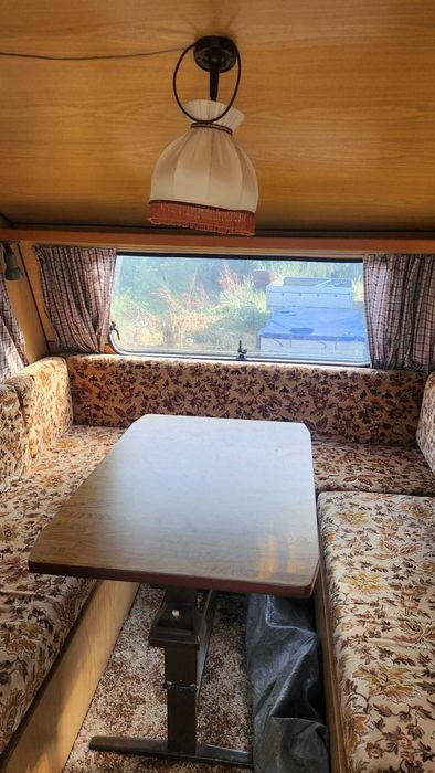 R C Caravan   Ретро каравана в перфектно състояние