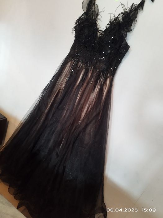 Бутикова абитуриентска рокля