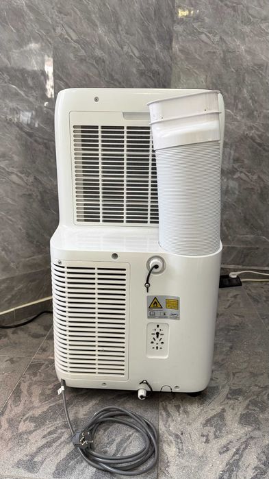 Finlux MIA12HOT Мобилен климатик
