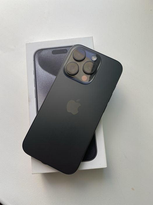 Продам iPhone 15 pro 128gb
