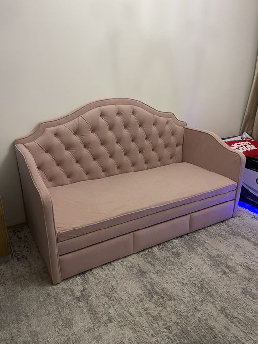 Детская кровать-диван для отдыха