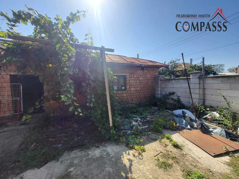 Продава се Къща в с. Божурово, Област Добрич - 100 кв.м за 230 €/кв.м - Снимка #10