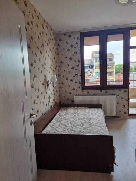 Дава се под наем Четиристаен апартамент в Стара Загора, Център - 86 кв.м за 71400 € - Снимка #6