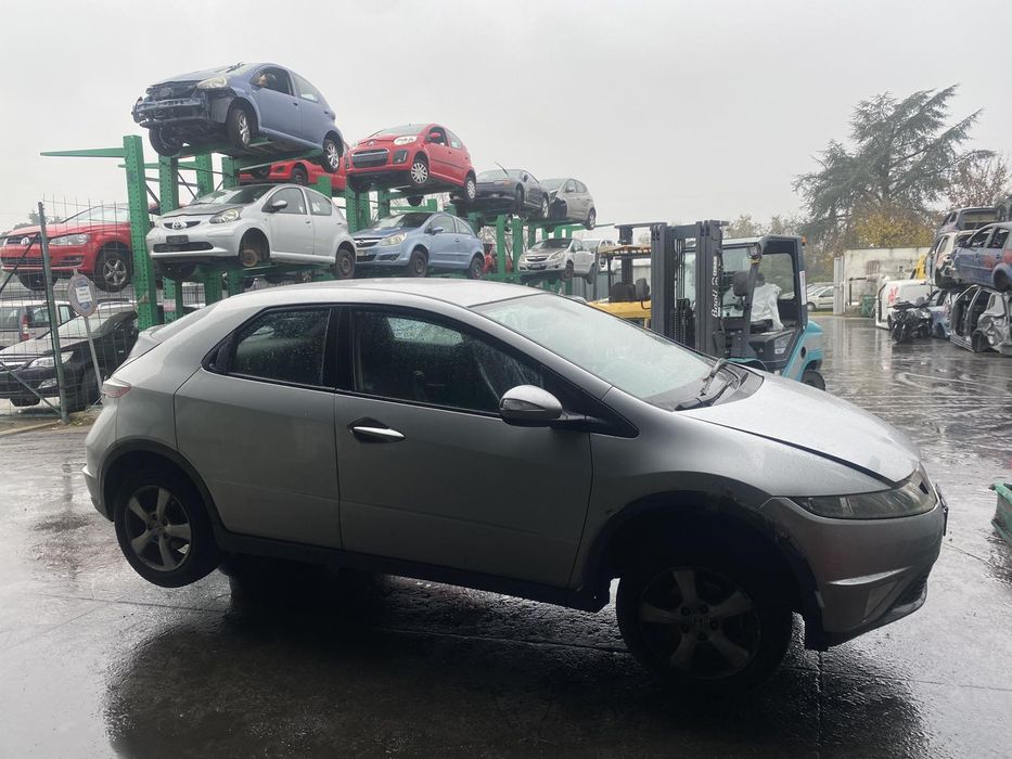 Honda Civic 1.4i На части!!!