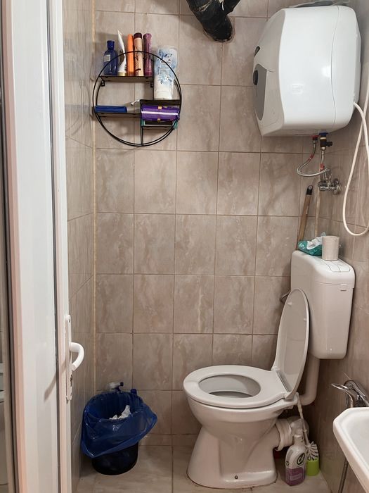 Inchiriez garsoniera