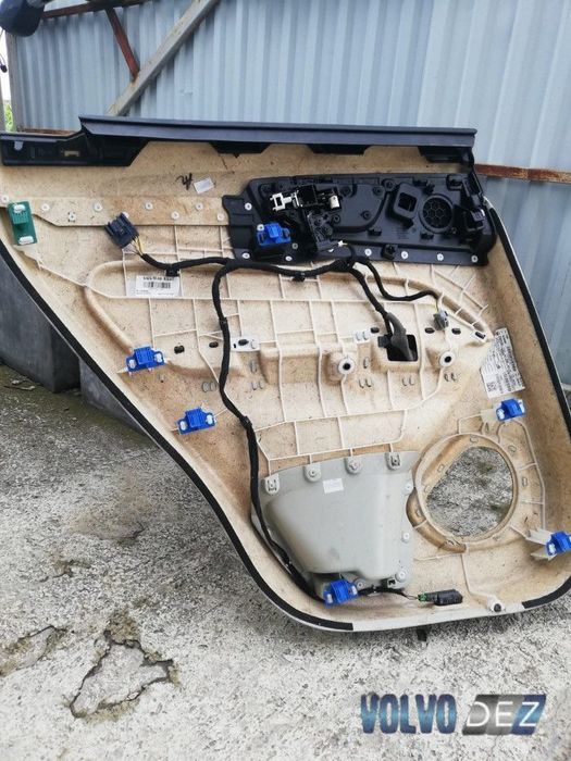 Fata de usa spate dreapta Volvo XC90 3531502
