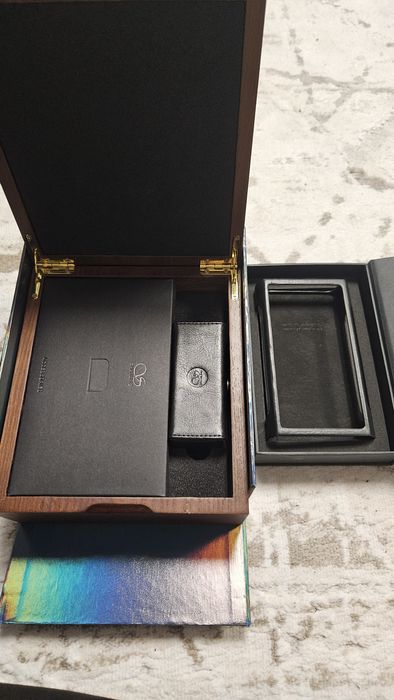 Аудио плеер Shanling m8