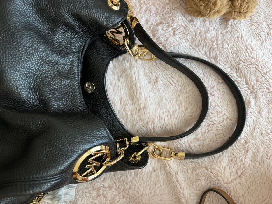 Michael Kors чанта