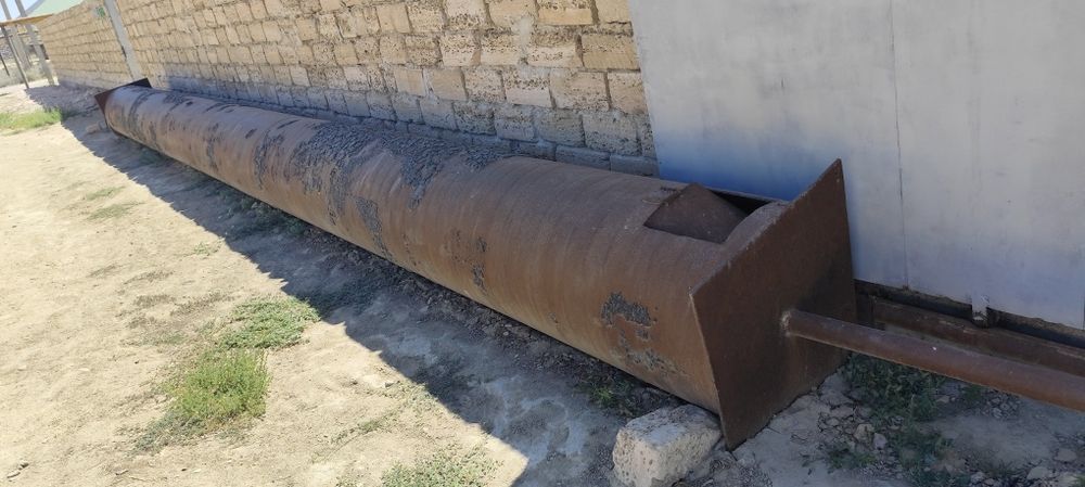 Труба, емкость 10 метр