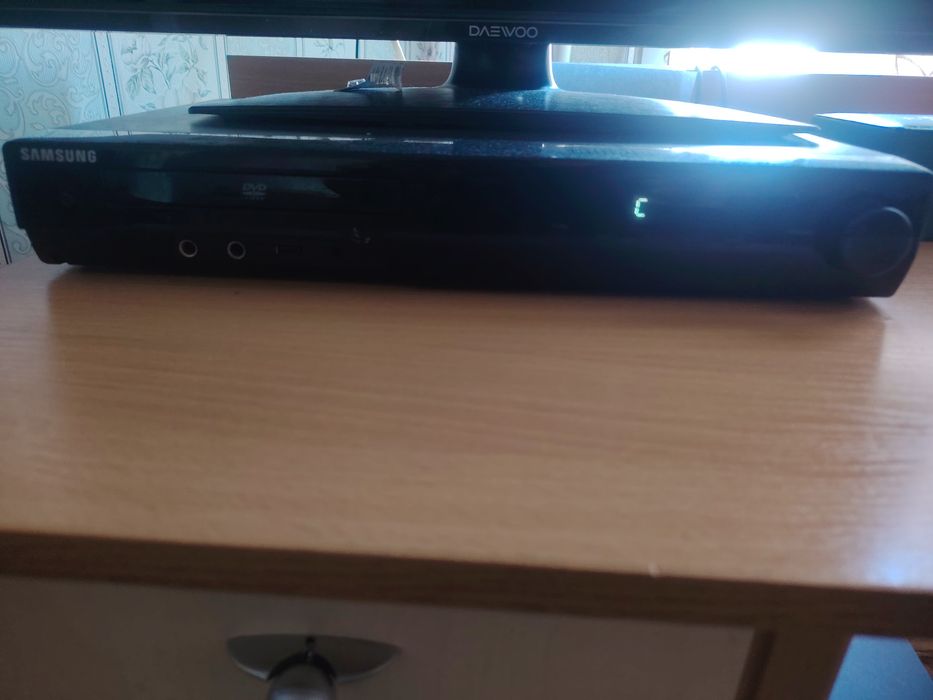 Продам музыкальный центр