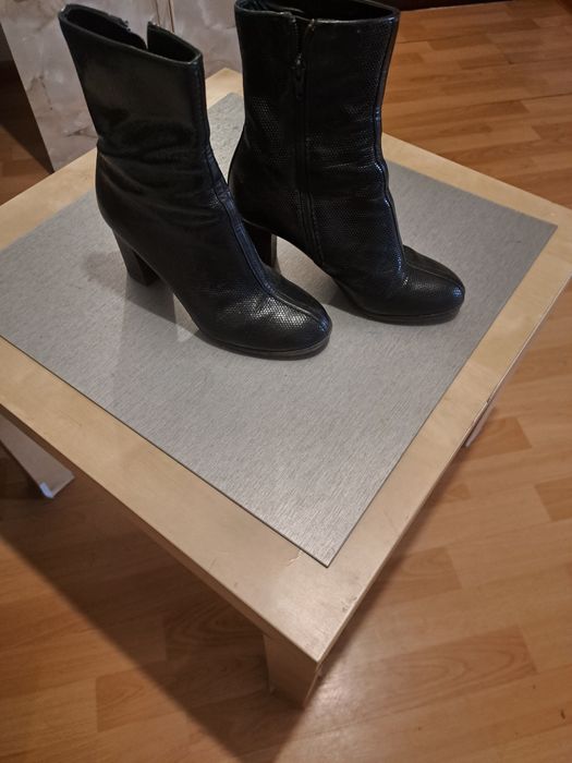 Vand botine dama,din piele