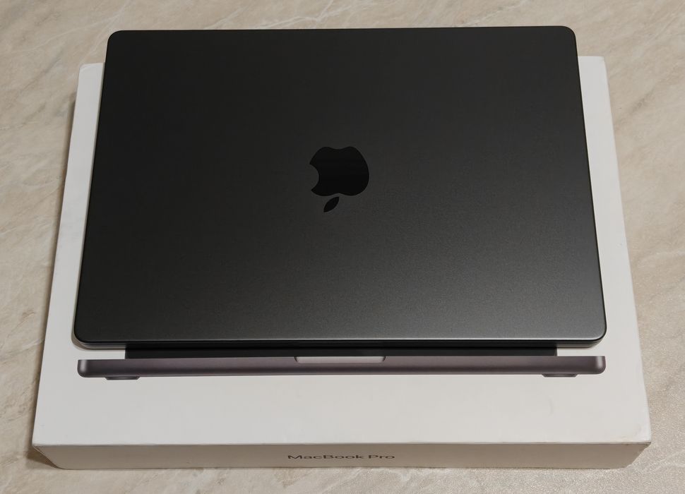MacBook Pro 14 M5 16/512 2 цикла