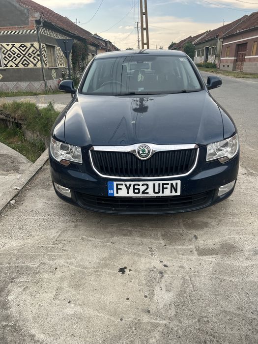 SKODA Superb 2013