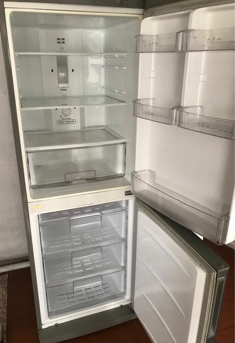 Холодильник в хорошем состянии