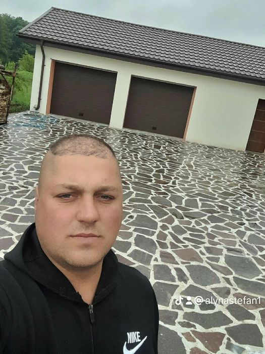 Vând și montez piatră naturala ideal pt pavaj rezistent etc