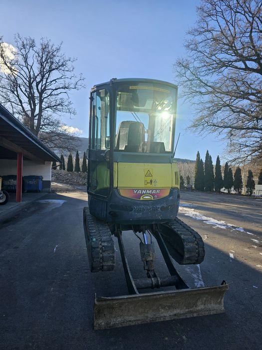 Vând Miniexcavator Yanmar vio 35 3.5 tone