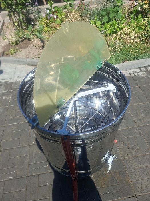 Inventar apicol format din lazi cu cat 3/4