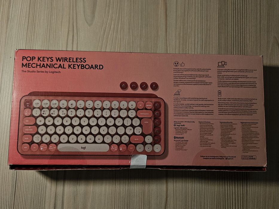 Розова механична и безжична клавиатура - Logitech Pop Keys