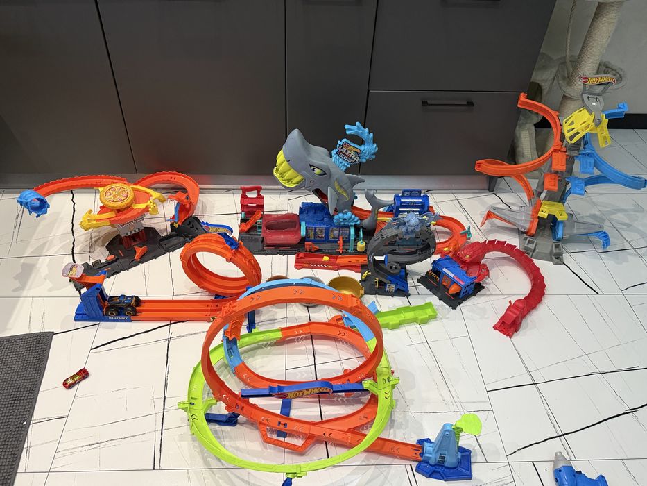 Детски писти hot wheels