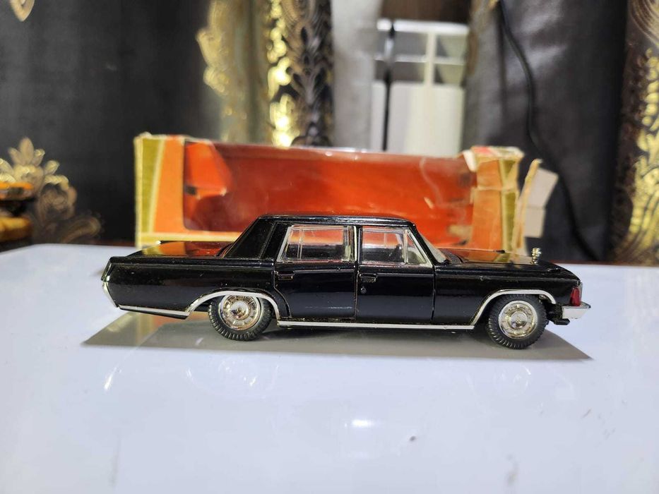 Модели России и СССР "Саратов" 1:43