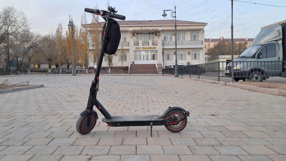 Продаётся электро самокат kuquay
