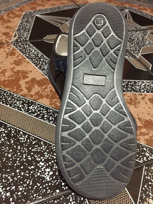 Детски официални обувки от естествена кожа ходило