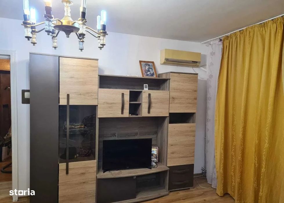 Ap 2 cam SD,  zona Cantemir(la bulevard)